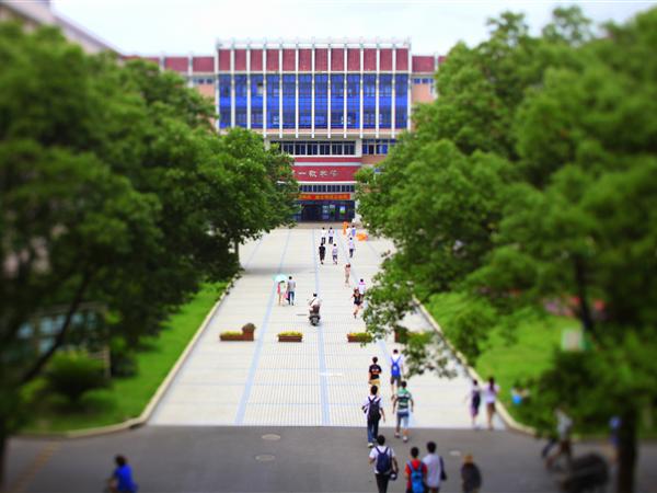 上海市农业学校是一个怎样的学校