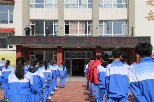 吉林工贸学校学费、大概收费是多少