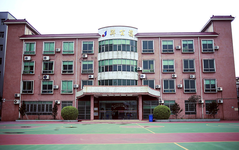 广东江南理工技工学校学费多少、学校收费标准